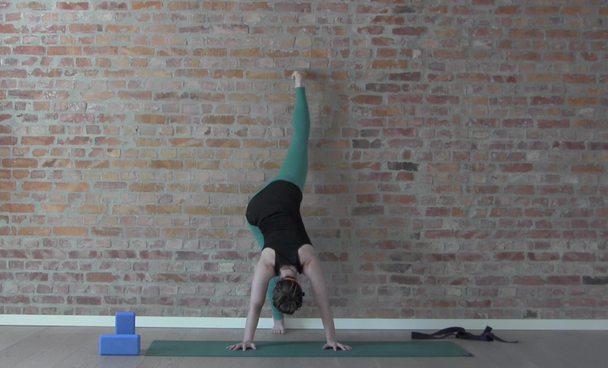 LANGT NED TIL SPAGATEN?