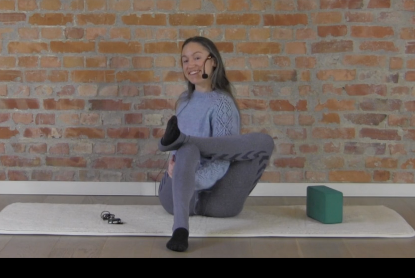 12 MIN FOR HOFTER, 33