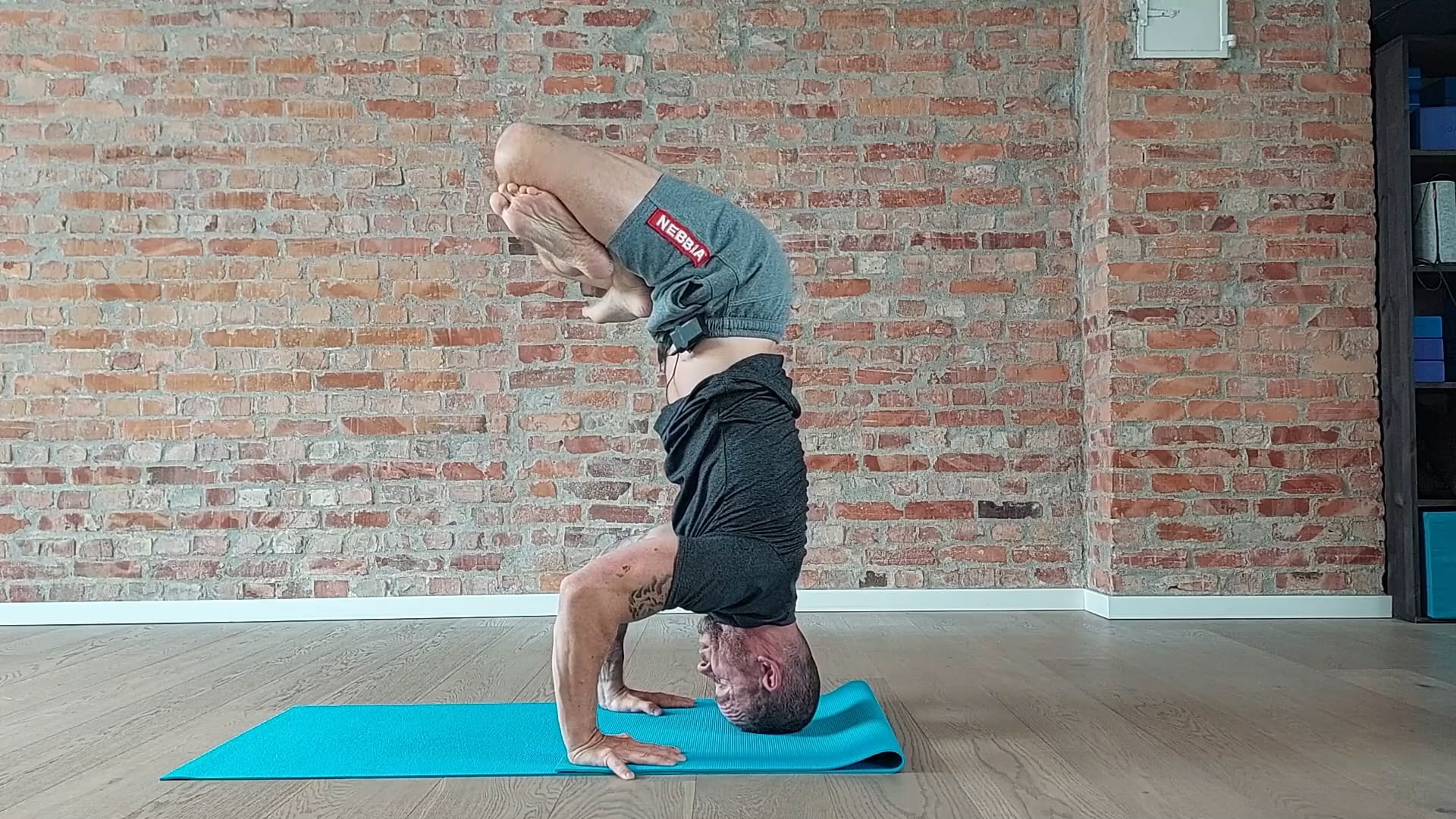 FASE 14: LOTUS POSE FLOW